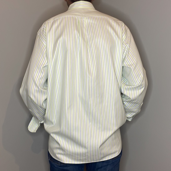 BROOKS BROTHERS COUNTRY CLUB BUTTON DOWN SHIRT - Picture 9 of 12